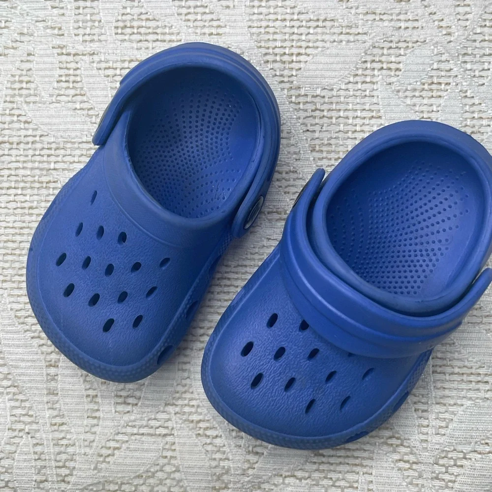 Kids Blue Clogs size 4